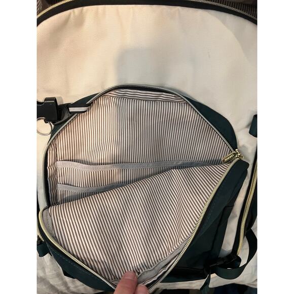 Lovevook Multi Section Padded XL Computer Backpack - Picture 3 of 6